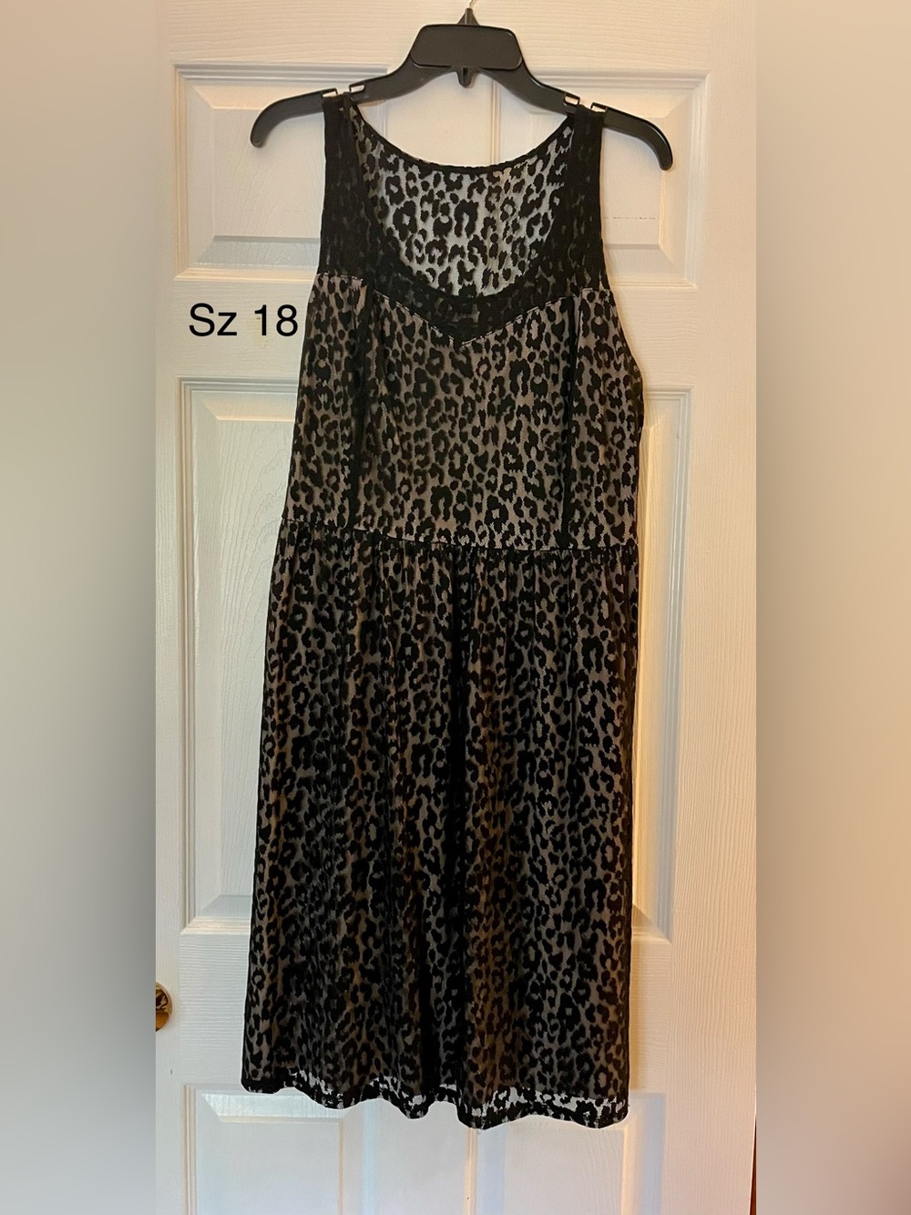 Leopard Print Maxi Skirt in Black and Gray